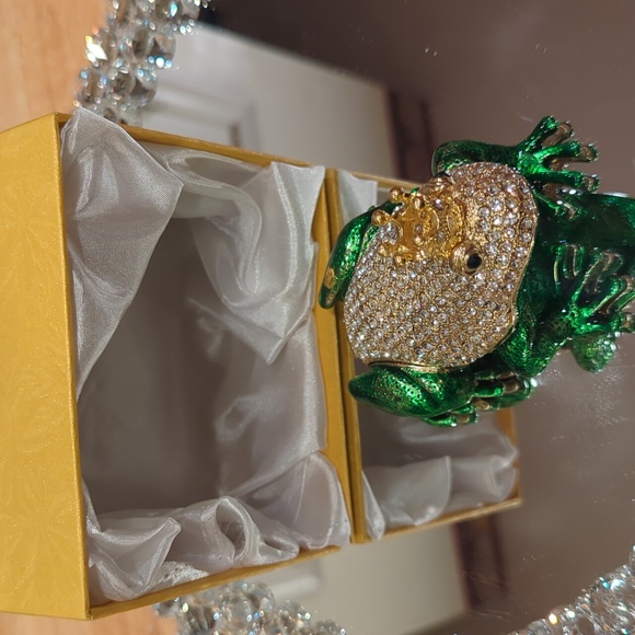 None Other - Frog Prince Tchotchke Jewelry Trinket Box NIB